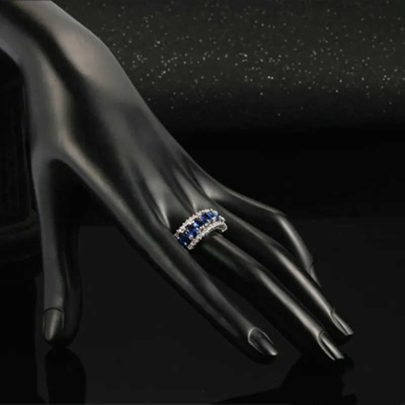 R571 (11)