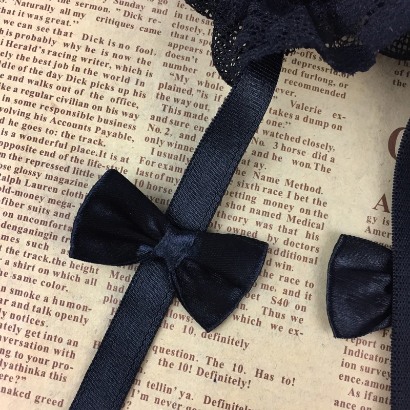 CINOON 2017 The latest iron clip Sexy Women's Sheer Lace Top Thigh-Highs Stockings & Garter Belt Suspender Set