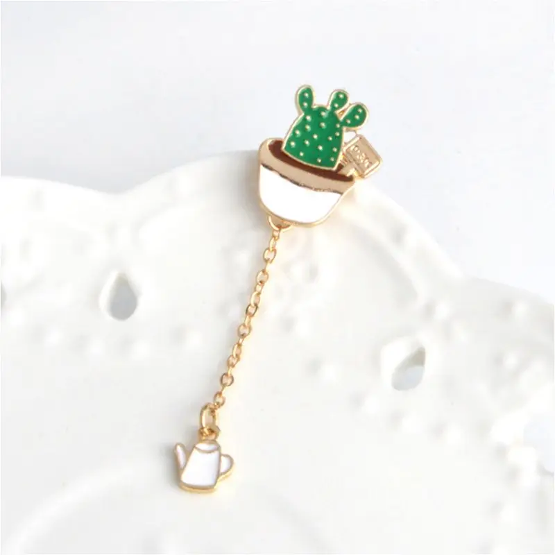 

Creative Badge Fashion Long Chain Pendant Dangle Brooch Jewelry Cute Cactus Corsage Clothing Decoration Gifts