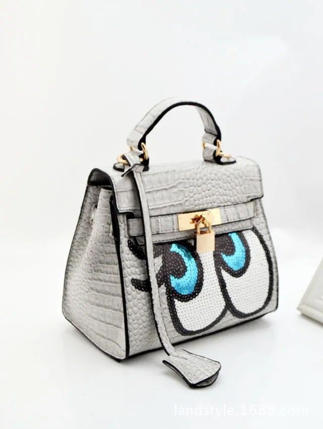 1616343636_1431176870