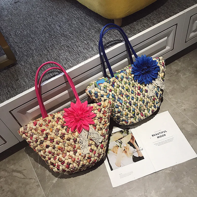 

Female Straw Beach Bag Tote Crossbody Bag Women 2019 Summer Wicker Designer Handbag Ladies Rattan Flowers Shoulder Messenger Bag
