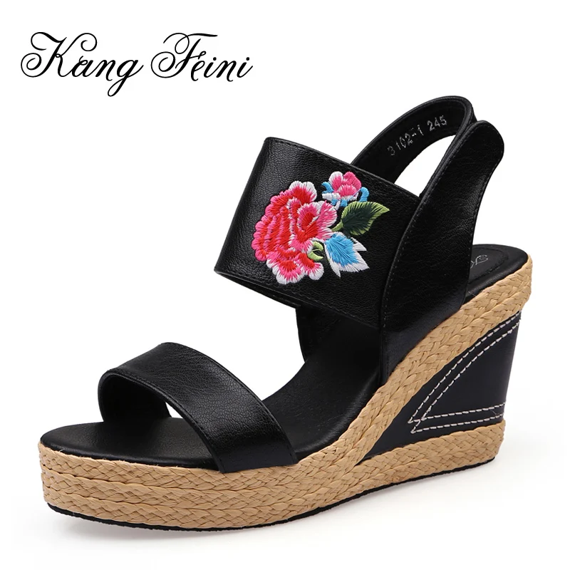 KANG FEINI 2017 New Classic Embroidery Flowers Gladiator Platform Sandals Women High Heels 