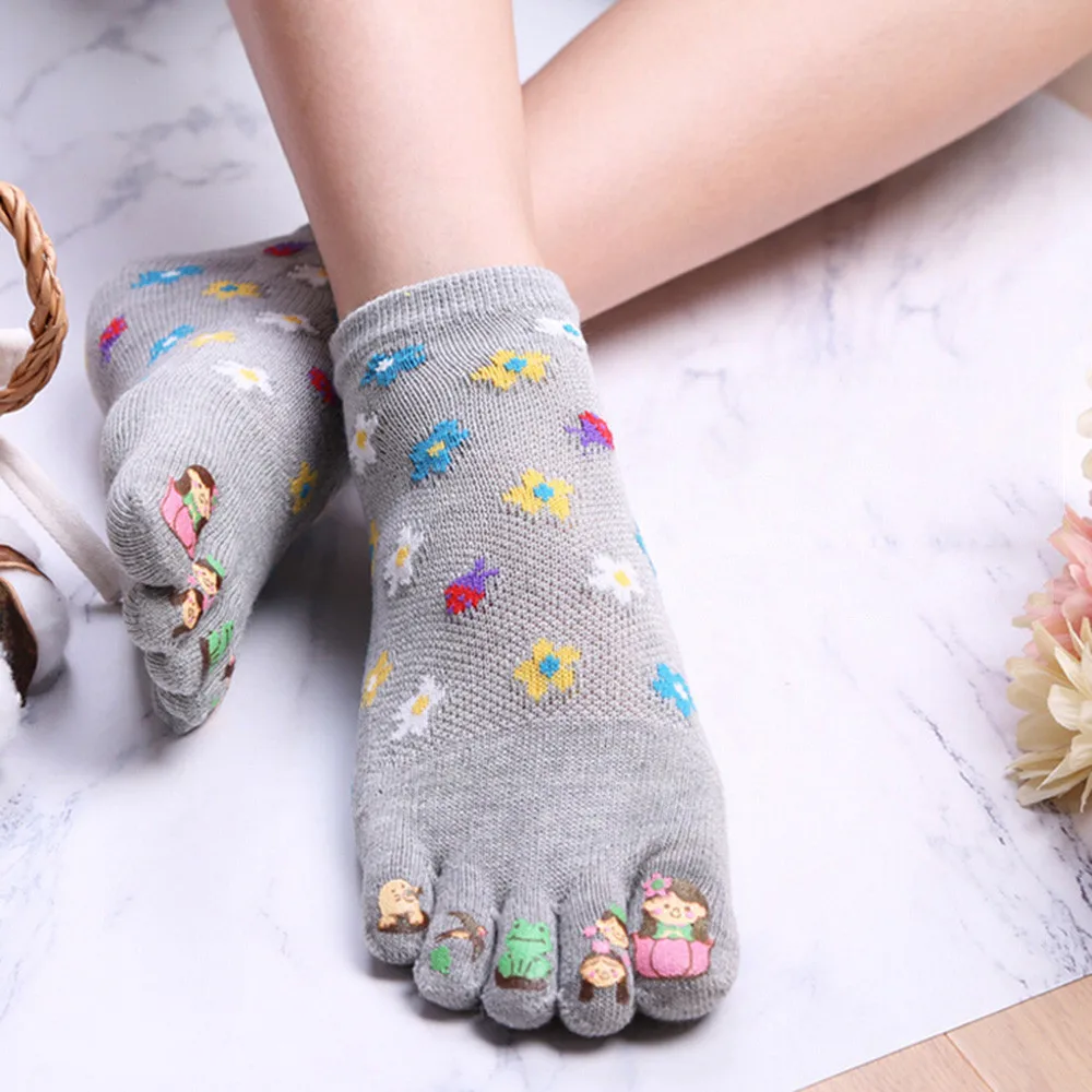 Забавные Женские носочки из хлопка; модные милые женские повседневные Нескользящие хлопковые носки с пятью пальцами; удобные носки; medias de mujer; A75