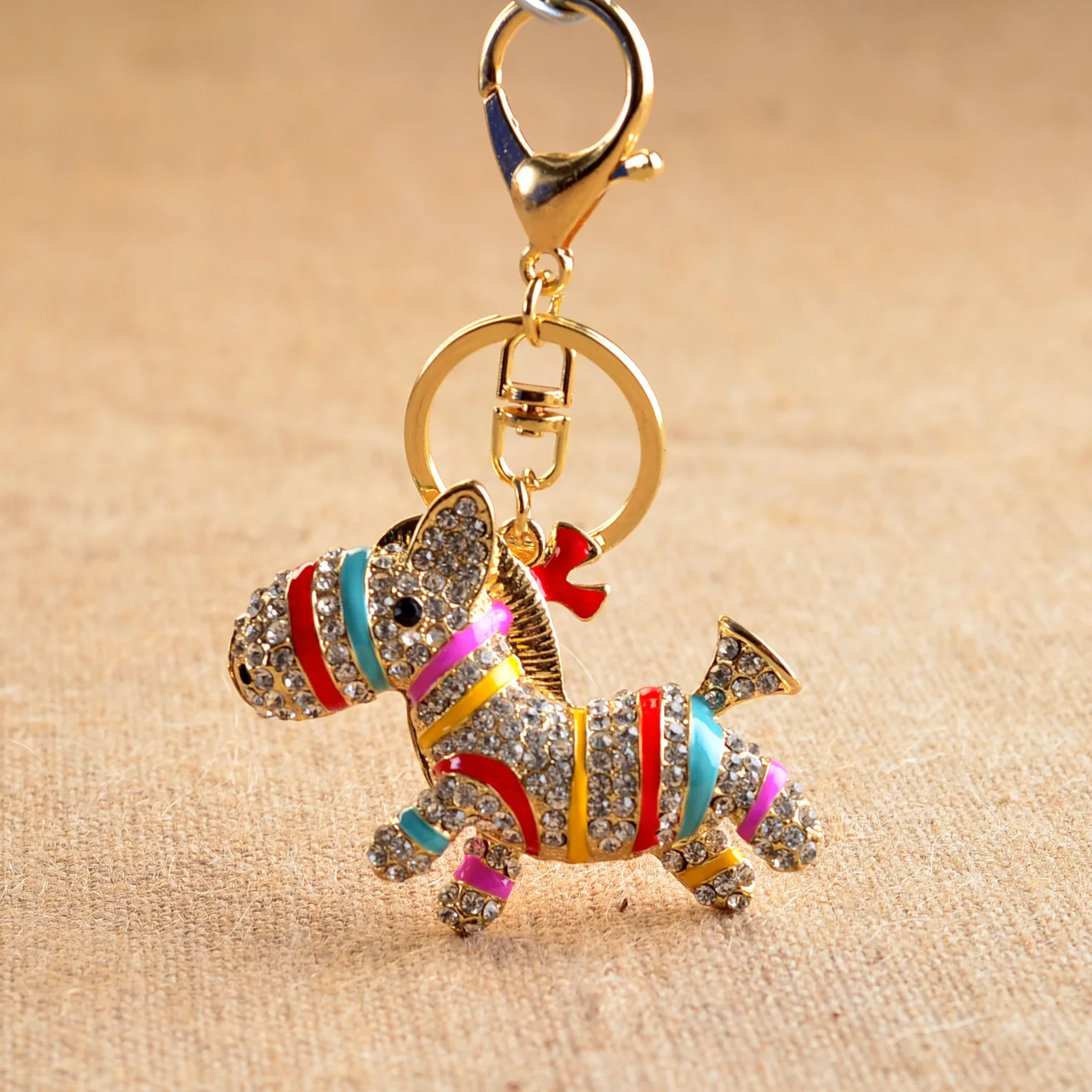 

Rhinestone Diamond Zebra Hourse Keychain Pendant Keyring Key Chain Ring Fon Promotion Gift CNYOWO