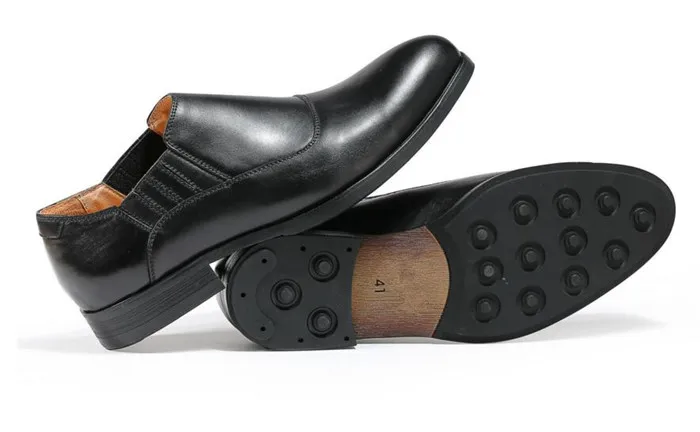 Человек ручной работы обувь на плоской подошве под платье из натуральной кожи резные итальянские официальные Oxford Slip-on острый носок в стиле пэчворк Мужская обувь