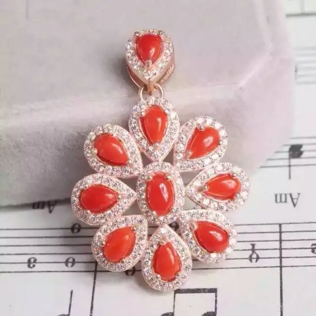 

Женский кулон из серебра 925 пробы, с красным Рубином