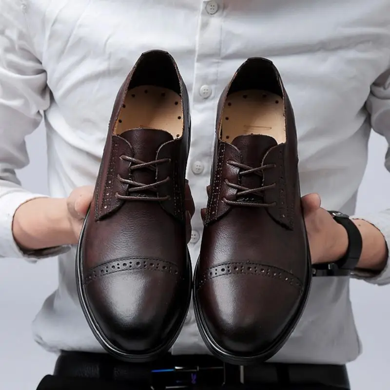 Romмедаль/Мужская официальная обувь из натуральной коровьей кожи высокого качества с острым носком; деловая обувь для свадьбы; Мужская обувь для отдыха; - Цвет: Коричневый
