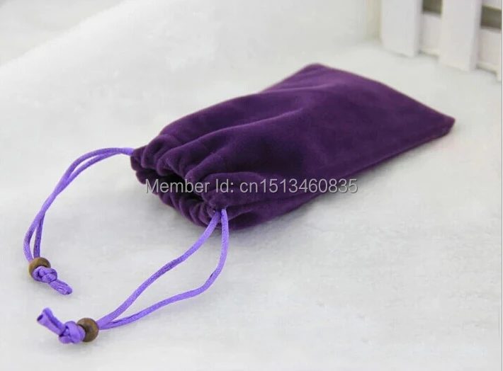 Buy customize&wholesale small velvet jewelry pouch
