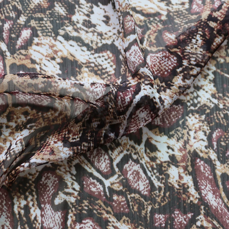 

Africa Snake Pattern Chiffon Fabric Crinkled Chiffon Crepe Material 100cm*150cm