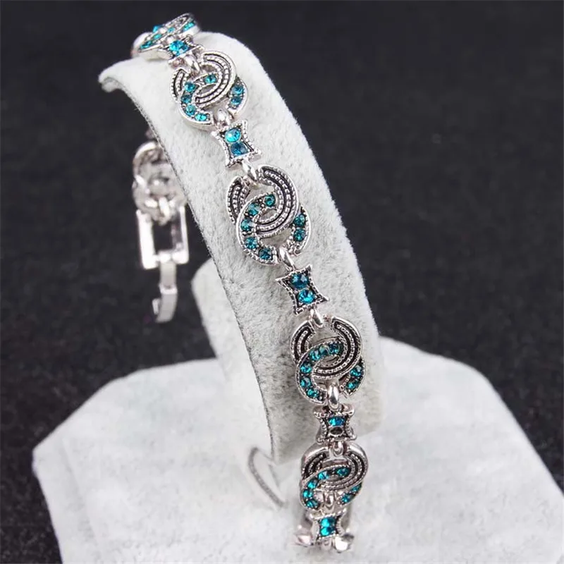 

Japan And South Korea Style Graceful Geometric Shape Bracelets Ancient Silver Resin Charm Jewelry For Women Birthday Gift