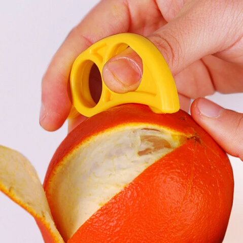 

Creative Orange Peeler Easy Opener Lemon Slicer Cutter Plastic New home little mouse Cute mini plastic cut fruit stripper device