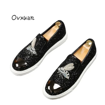 

Ovxuan Glitter Men Flats Black Sequins Metal Top Fashion Party Dress Shoes Handcraft Embroidered Honeybee Casual Men Loafers