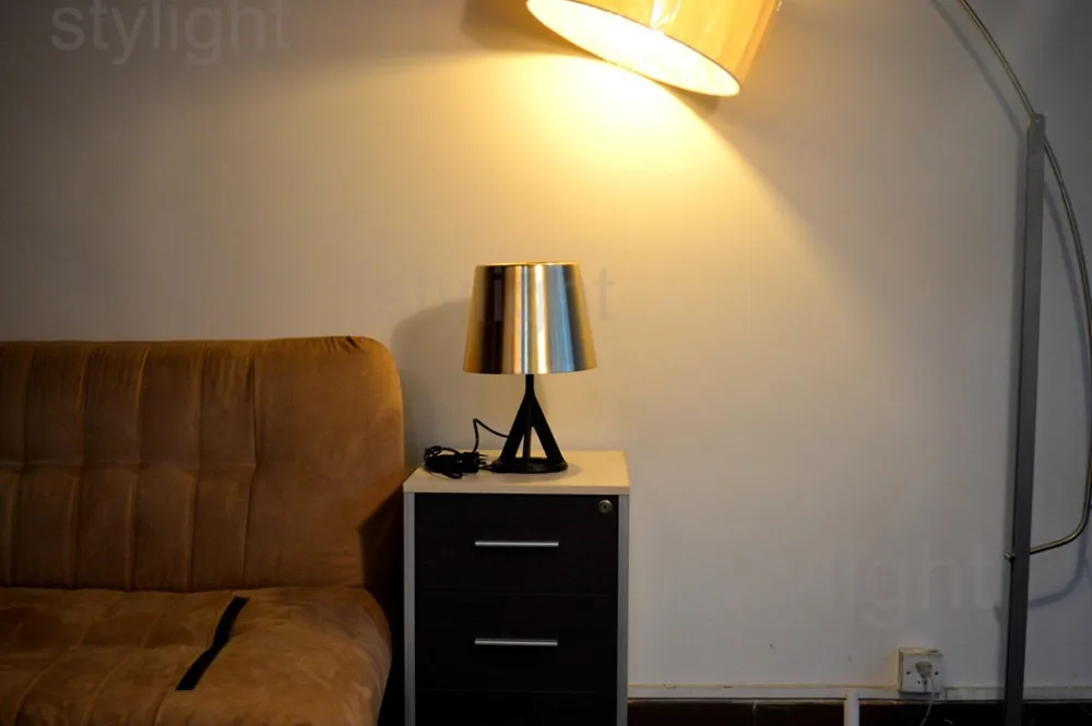 Настольная лампа металлическая настольная лампа современная настольная лампа прикроватная гостиная комната для отдыха лампы в скандинавском стиле золотой Настольный светильник