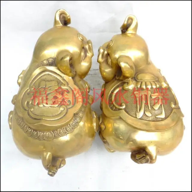 

Bronze decoration copper pig zodiac pig fu pig lucky pig Large decoration a pair of