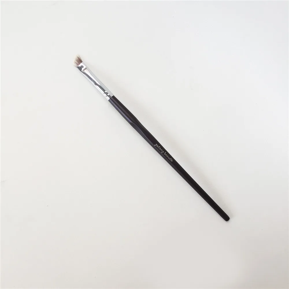 Yutong Professional Eye Brush Kit _ 39