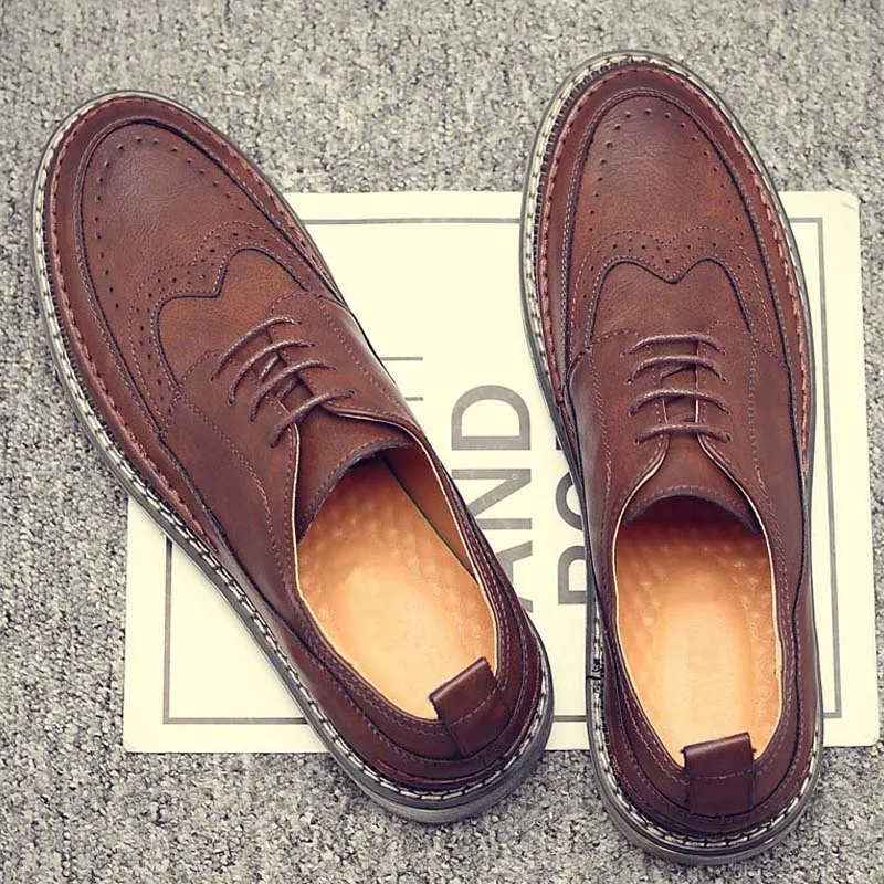 

Spring 2019 Plus Size 37-45 Brogue Casual Shoes Woman Brand Athletic Walking Men Skateboarding Fashion Sport Shoes Sneakers Male