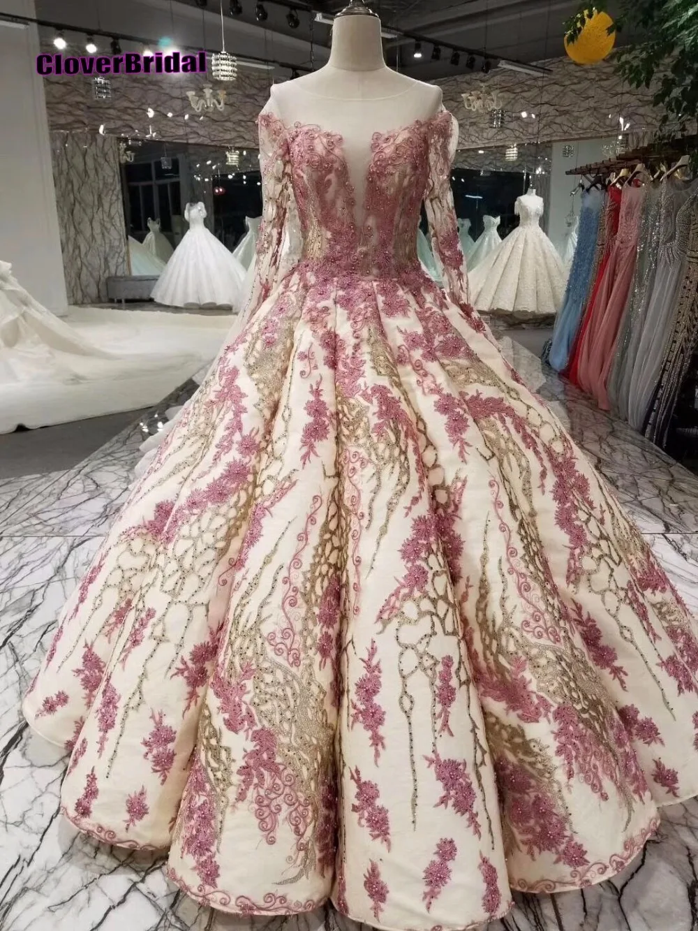 CloverBridal высокое качество обнаженная атласная розовая Золотая кружевная vestido 15 anos vestido quinceanera длинные платья бальное платье с длинными рукавами