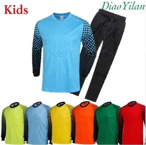 

2018 kids kits Soccer Goalkeeper Jersey Sponge Protector Suit Camisetas De Futbol children Goal Keeper Uniforms Long Sleeve