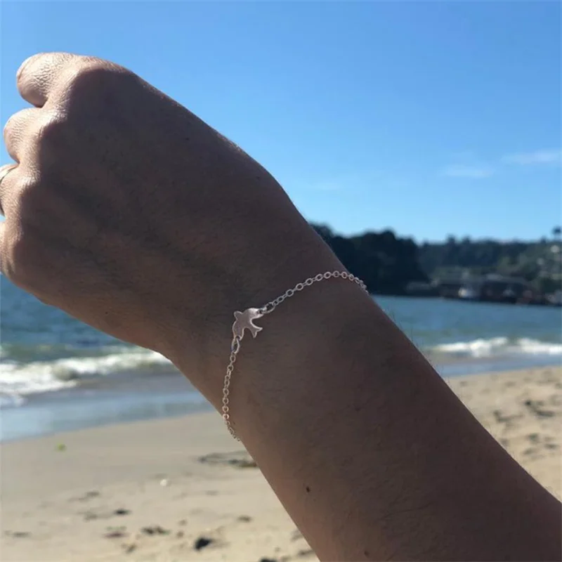 

Simple Design Peace Pigeon Bracelet Pendant Bracelet Bracelet Friendship Jewelry Lover Jewelry
