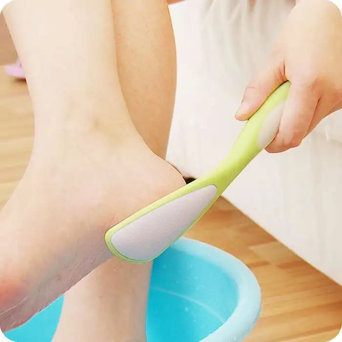 

Can wash feet hanging double-sided grinding foot stone brush Multi-function rub foot peeling callus horniness stone tools to rub
