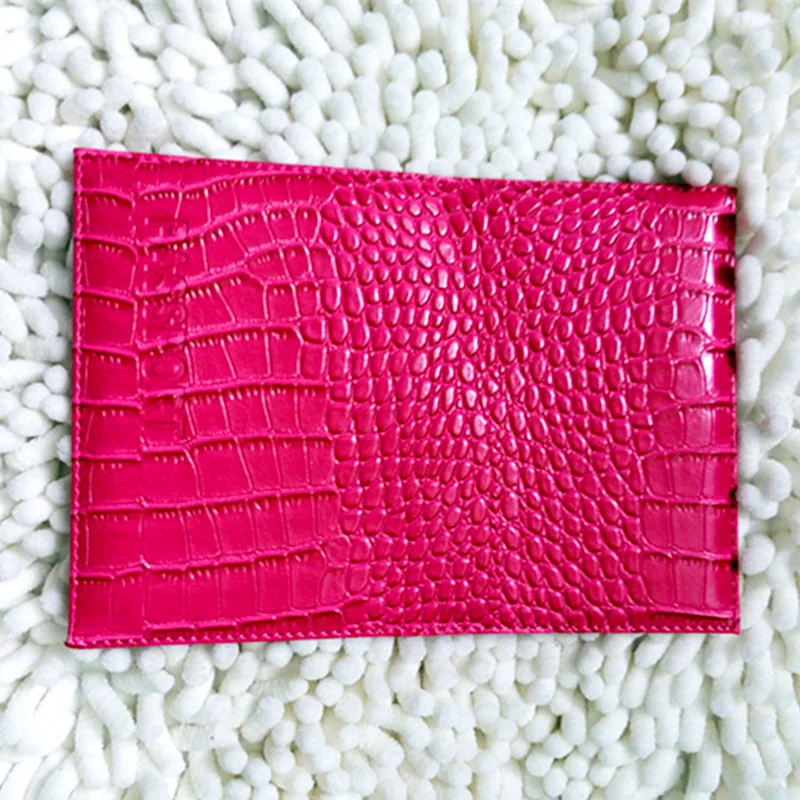 Unisex Crocodile Passport Holders Casual Travel Cute Passport Case women and Girls Leather Case Cover Protection