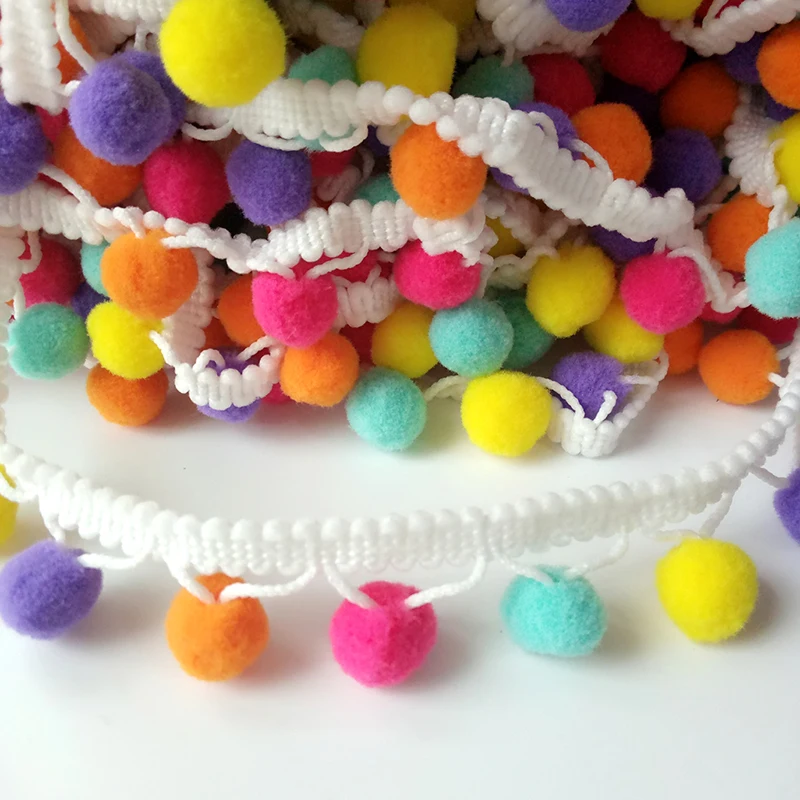 ZHUTOUSAN Popular Colors Lace Pompom Trim Balls Hot Sewing Fabric Pom
