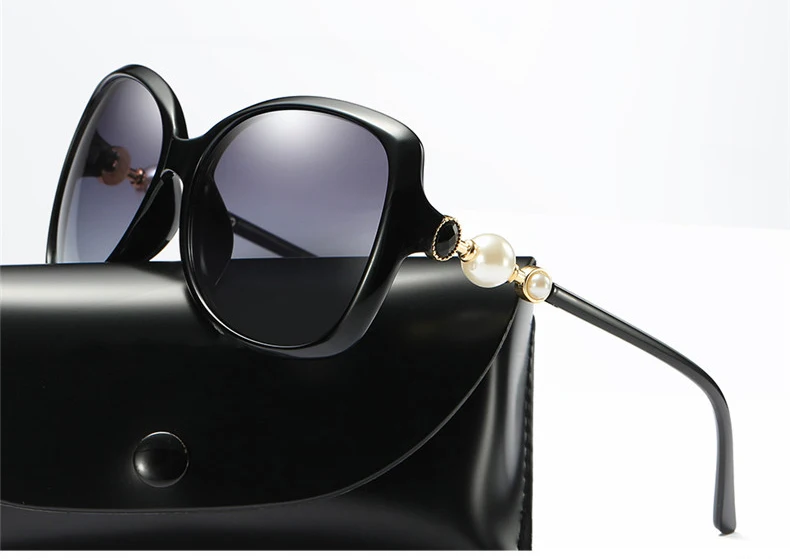 Cat Eye Sunglasses  (1)