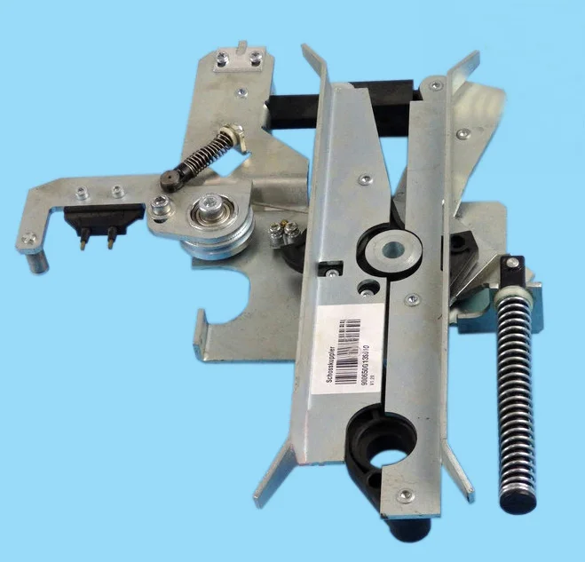 KONE elevator D1 with lock door vane 900650G13 KM900650G13