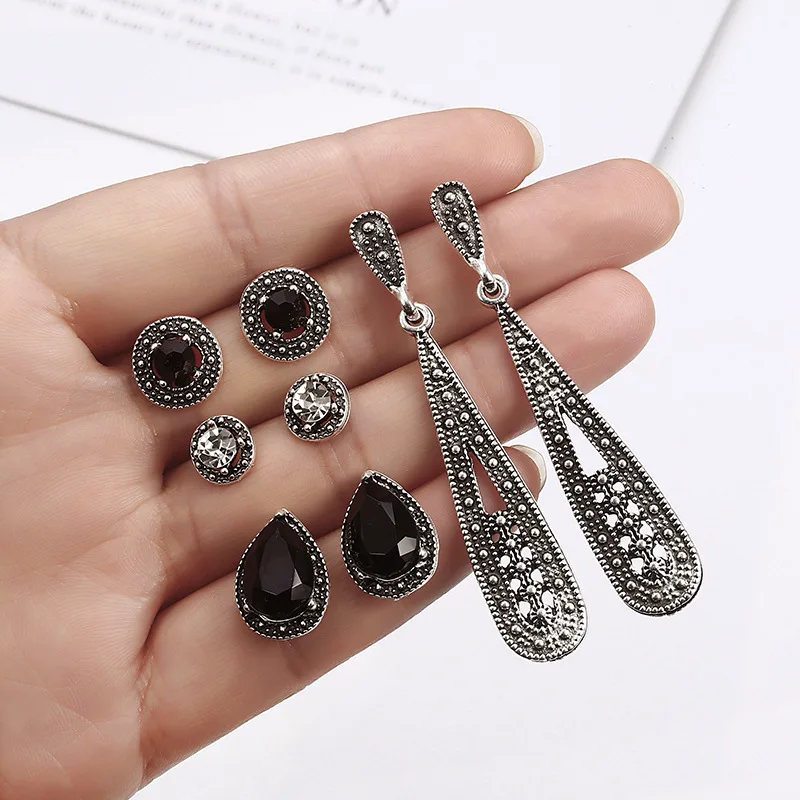 

2019 new brand design drop-shaped black zircon earrings generous and simple bohemian holiday wind earrings set for women.