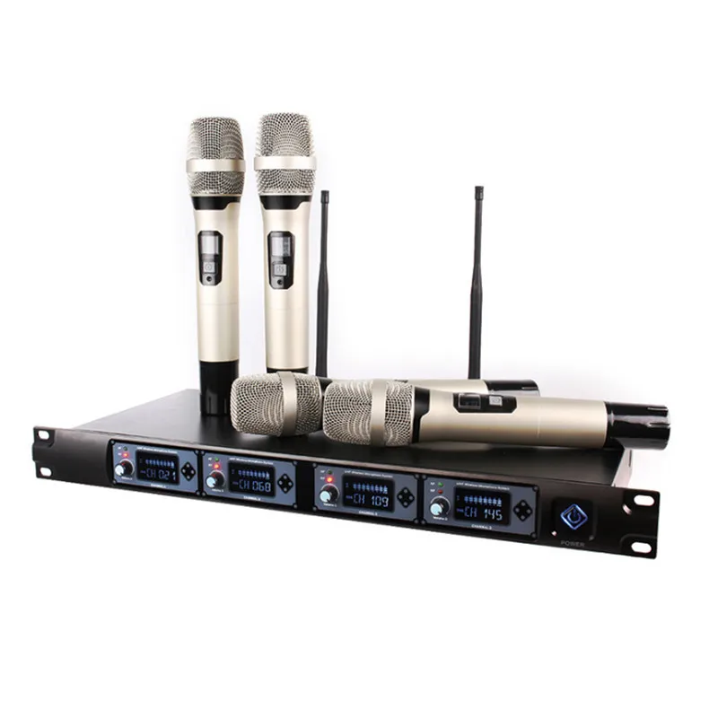 

4 Handheld Wireless LCD Display Microphone UHF 4 Channel Karaoke Microphone System Long Range Mic For Home KTV Singing Live Show