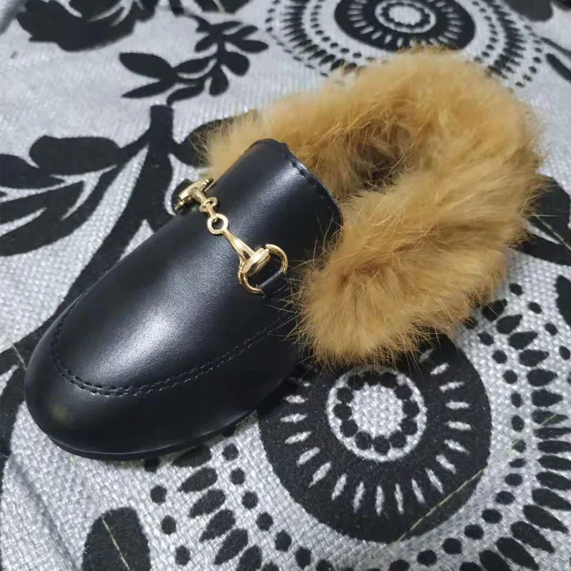 Najtaniej CMSOLO dziecięce buty zimowe ciepłe chłopięce czarne czerwone futro płaskie gumowe antypoślizgowe skórzane aksamitne (wybierz rozmiar w zależności od długości stopy)