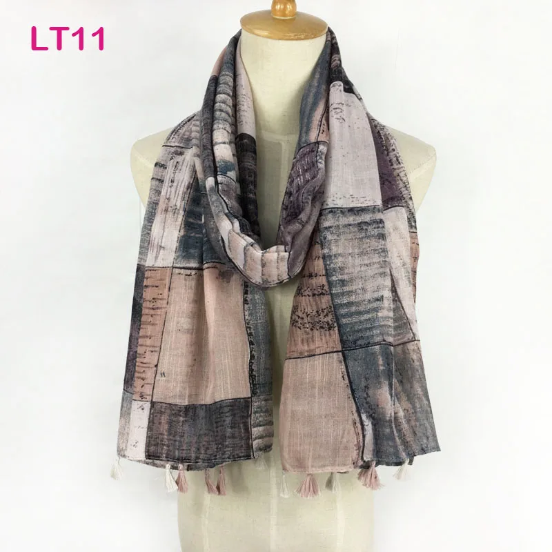 LT (11)