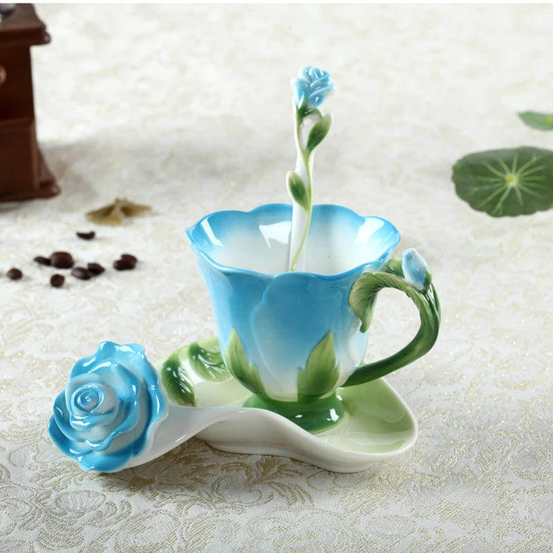 3D Роза эмаль кофейная чашка чай молоко чашка набор с ложкой блюдце творческий керамический Европейский костяной фарфор посуда для напитков друг Gif