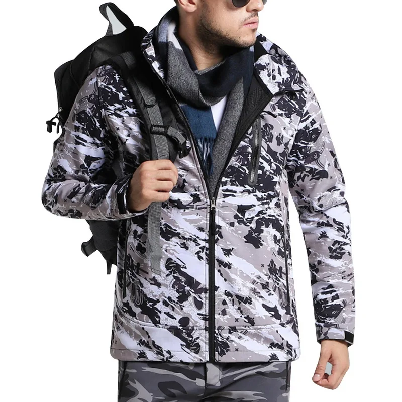 

MJARTORIA Men's Fashion Leisure Waterproof and Windproof Light Hooded Outdoor Camouflage Soft Shell Jacket Sport Hiking Jacket