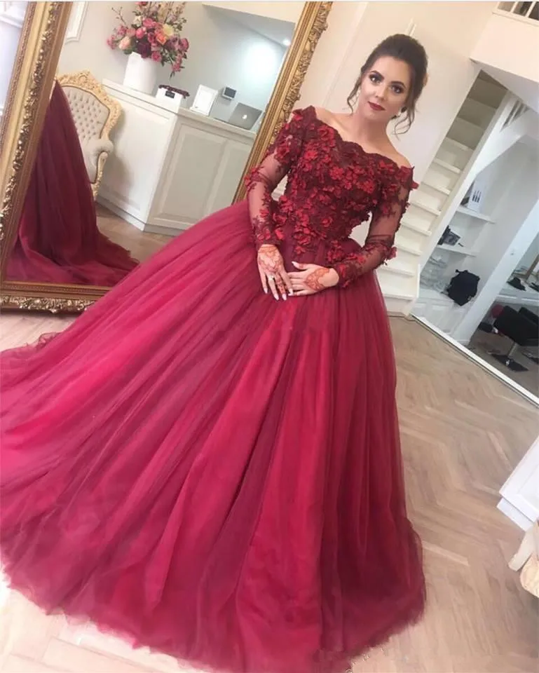 

2019 Dark Red Prom Dresses Ball Gown Off Shoulder Long Sleeves Lace Flowers Sweet 16 Plus Size Party Dress Formal Evening gowns