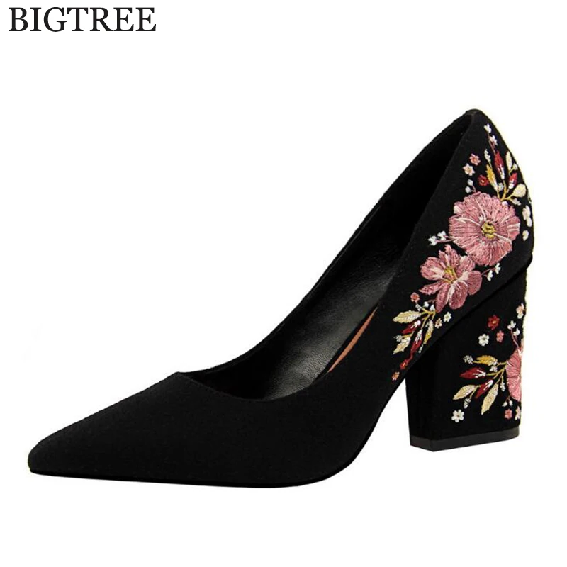 

new Embroider Women Pumps High Heels Pointed Toe Women High Heels Elegant Ladies Wedge Shoes Women zapatos mujer tacon c140