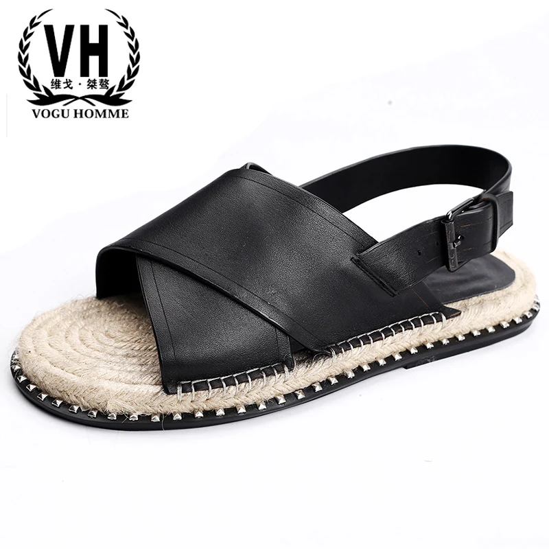 

Genuine Leather men's sandals Rome shoes all-match cowhide Sneakers Men Slippers Flip Flops casual Shoes beach outdoor rivets