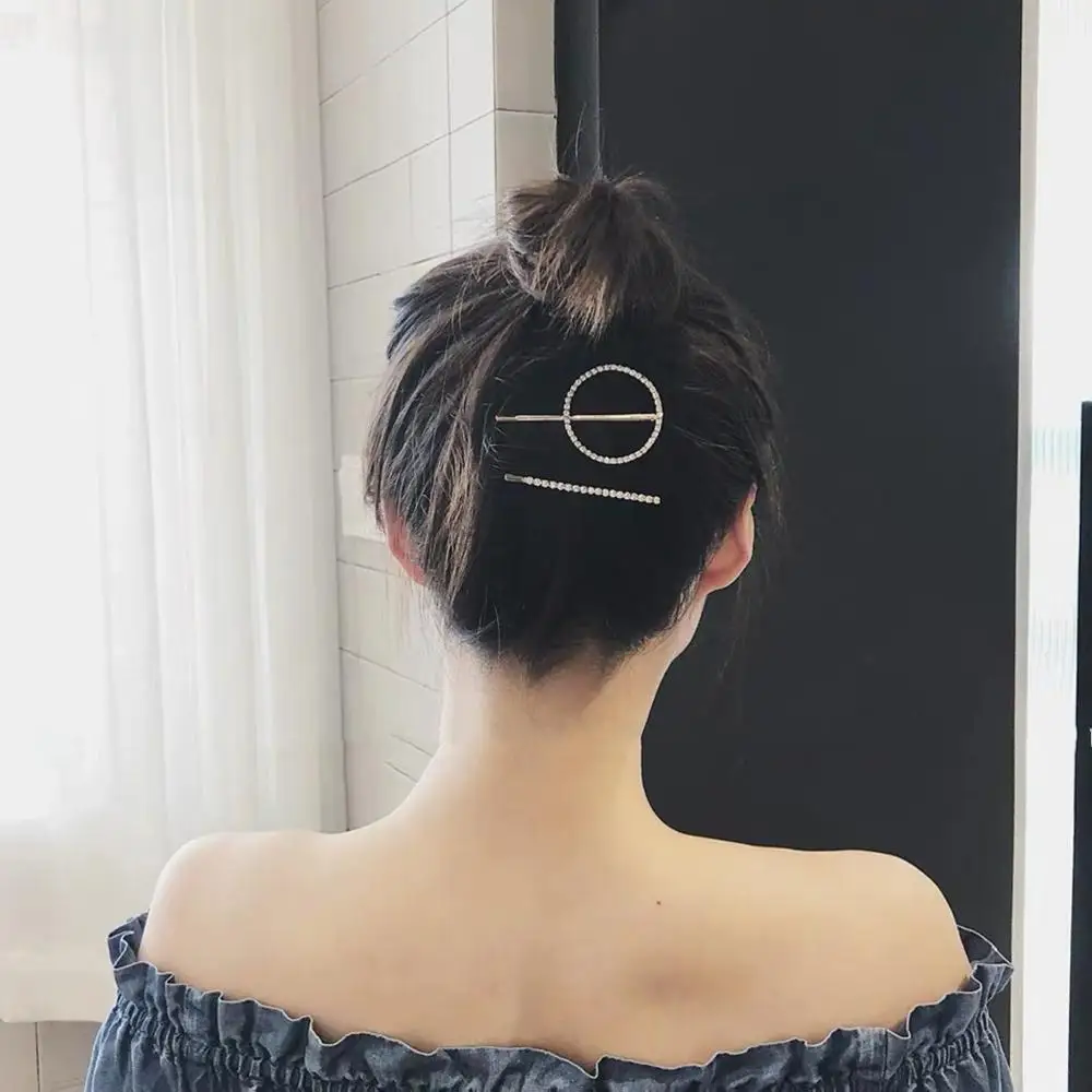 

M MISM Korean Style Fashion Heart Hair Clips for Women Barrette Girls Hair Accessories Hollow Rhinestone Hairpin Side Clip