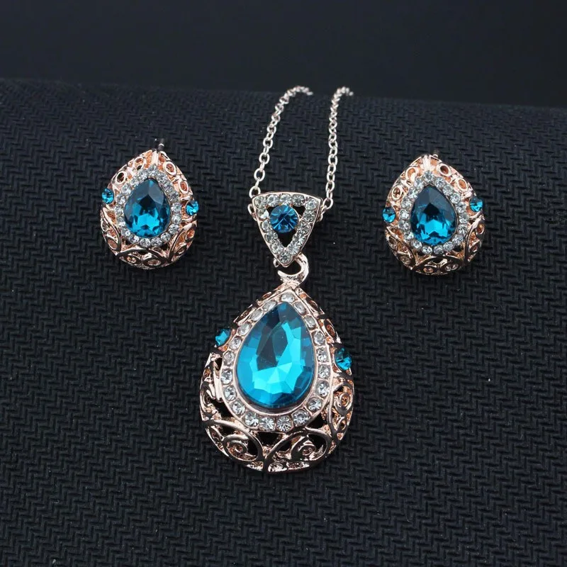 

2018 New Golden Women Jewelry Set AAA Blue Austrian Crystal Pendant Necklace Earrings Per Set For Party Free Gifts