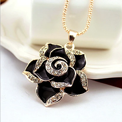 

Three-dimensional double Camellia alloy long necklace (76CM)