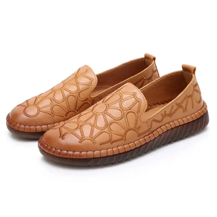 GKTINOO Casual Genuine Leather Flat Shoe Flower Slip On Driving Shoe Female Moccasins Embroider Flats Lady Pregnant Women Shoes