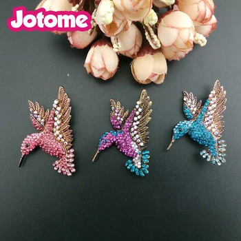 

50mm Vintage multi color Hummingbird rhinestone gold tone Fuchsia and blue zircan animal brooches pins