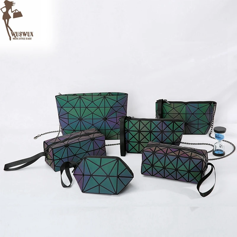 

new fashion High-grade luminous cosmetic bag women casual make up bag organizer cosmetic cases Travel makeup beauty bag
