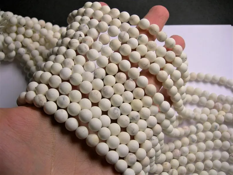 White Cream Howlite turquoise Matte - 8 mm round beads -1 full strand 1