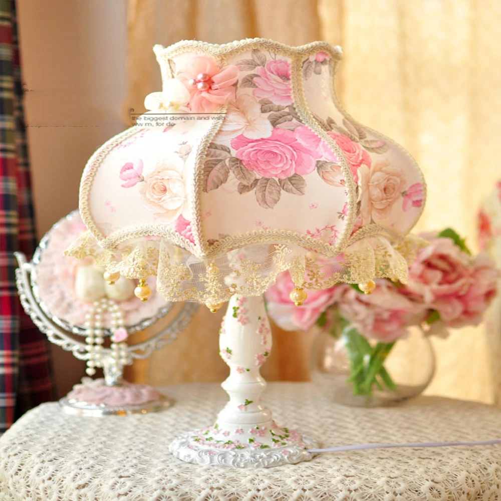 

Fabric table lamp desktop lamp bedroom bedside lamp princess lace idyllic decorated gift