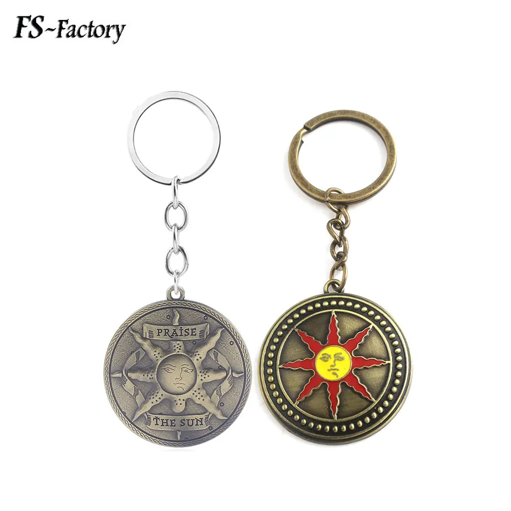 

New Style Dark Souls 3 Solaire Of Astora Sun Keychain Letter PRAISE THE SUN Shield Key Chain for Men Women Car Keyring Jewelry
