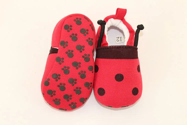 Милая хлопковая обувь для новорожденных; милая обувь для маленьких девочек и мальчиков; обувь для первых шагов на плоской подошве; мягкая обувь для малышей; обувь для малышей 0-12 месяцев