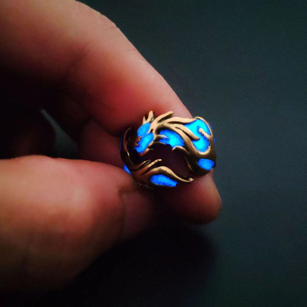 

2019 Fashion Luminous Glowing In The Dark Moon Dragon Ring for Men Adjustable size Night Light Jewelry