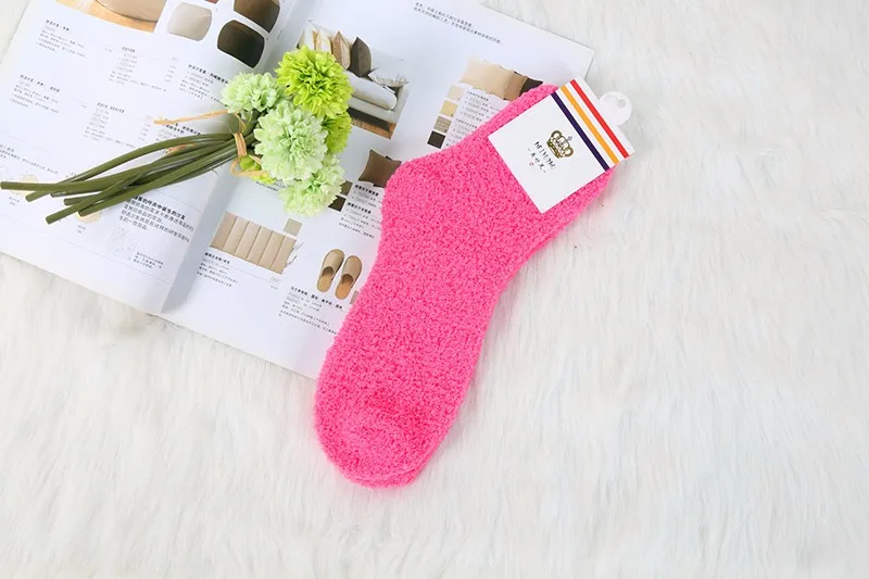 Pure Color Women Socks Thermal Coral Fleece Floor Socks Plush Soft Candy Color Towel Sock 2016 New Female Thick Warm Clothing (12)