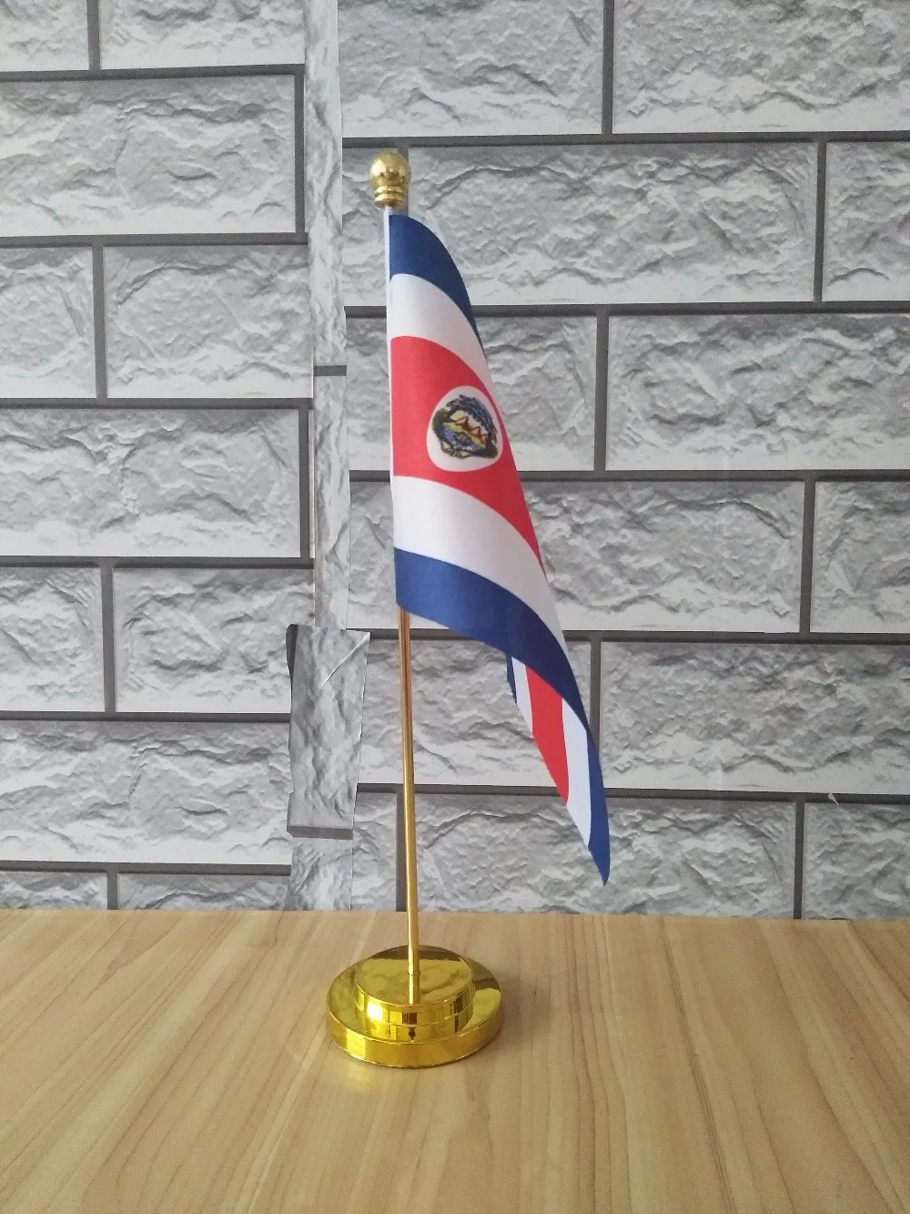 Costa Rica Office table desk flag with gold or silver metal flagpole base 14*21cm country free shipping NO.0064 | Дом и сад